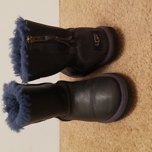 UGG Other - UGG Kids Leather Back Zipper Boots